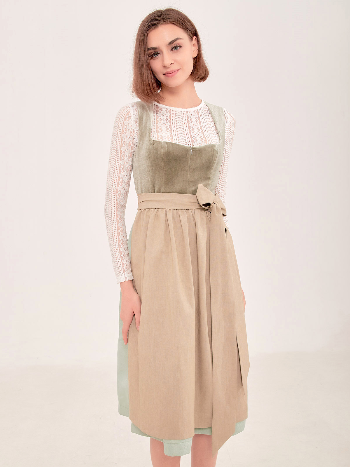 Dirndl rot schwarz midi – stilvoll und traditionell