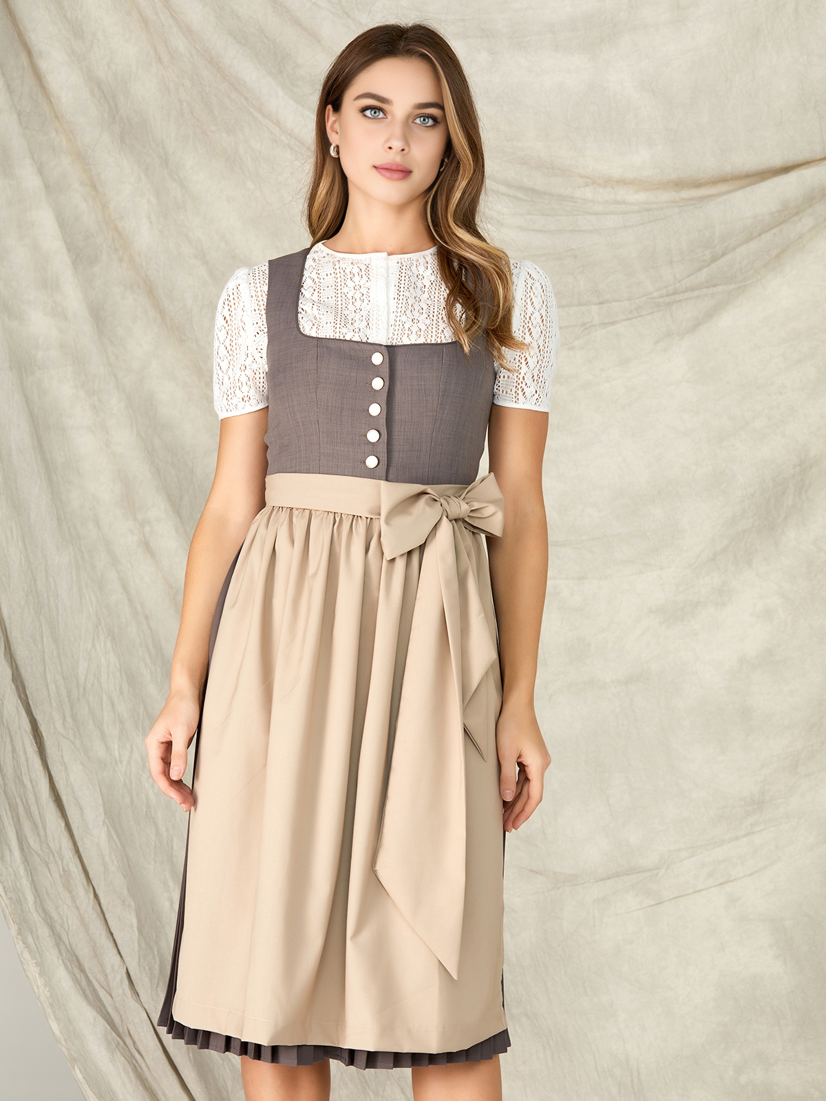 Elegante Dirndl in Samt Grün