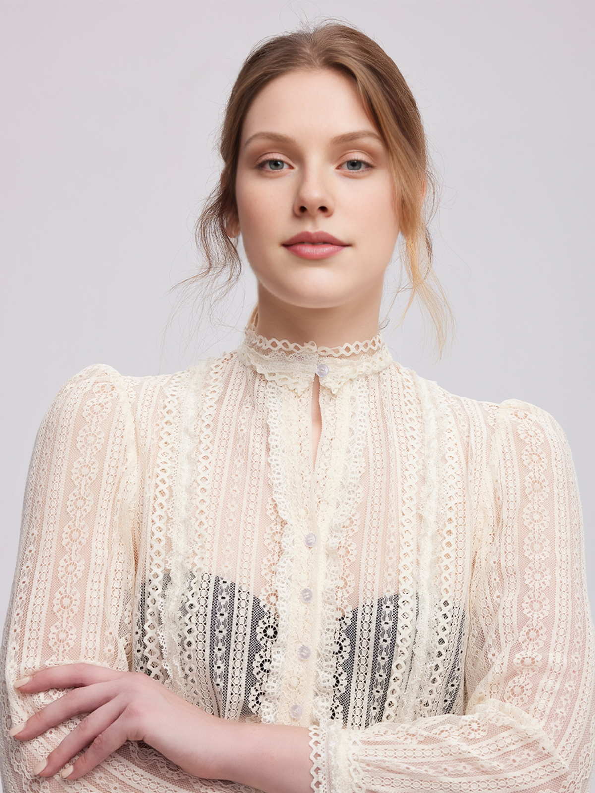 Dirndlbluse in Beige