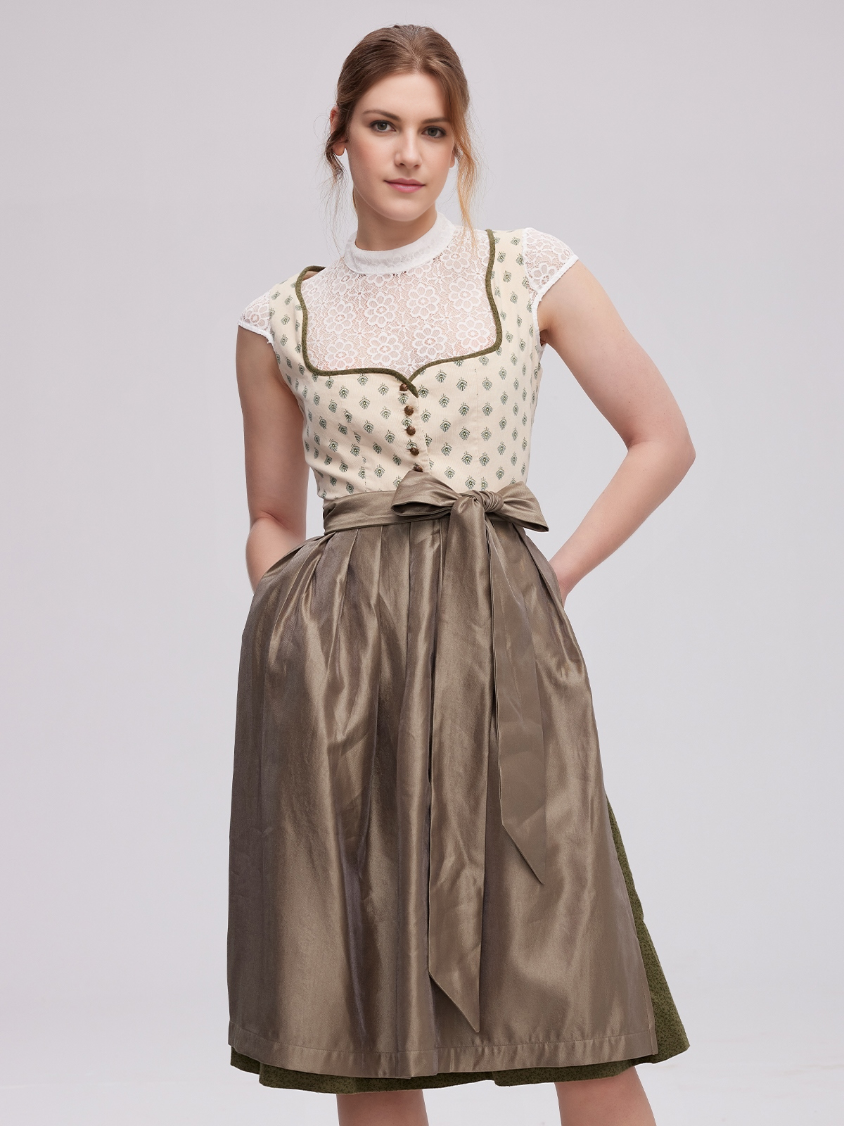 Dirndl Grün Beige – Eleganz mit natürlichem Charme