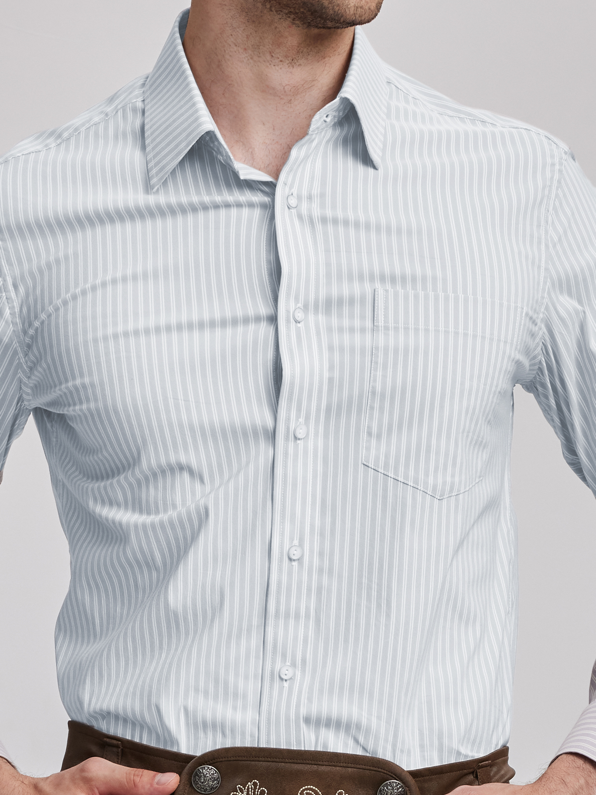 Graues Hemd mit stilvollem Design