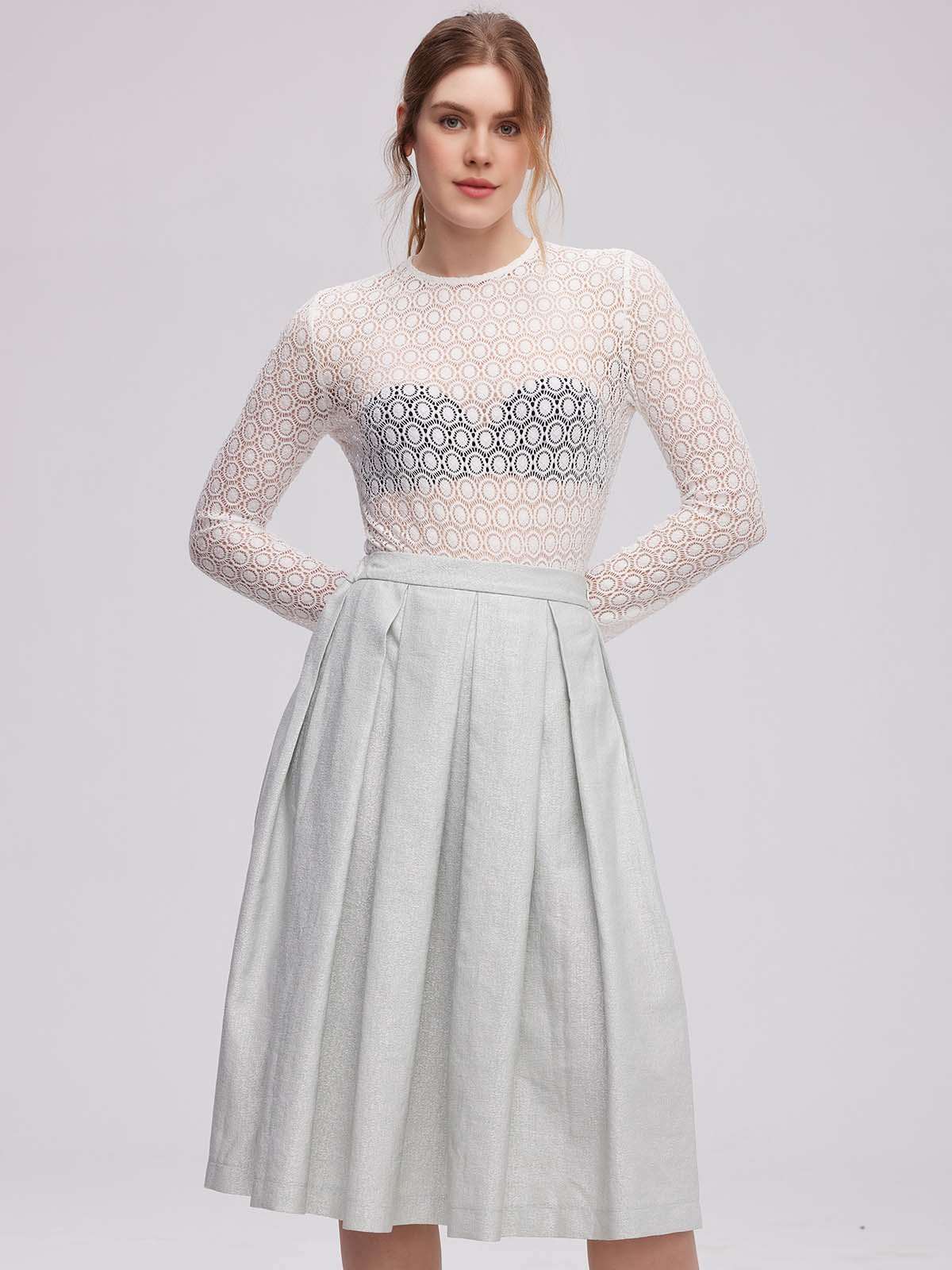 Modernes Dirndl in Grün