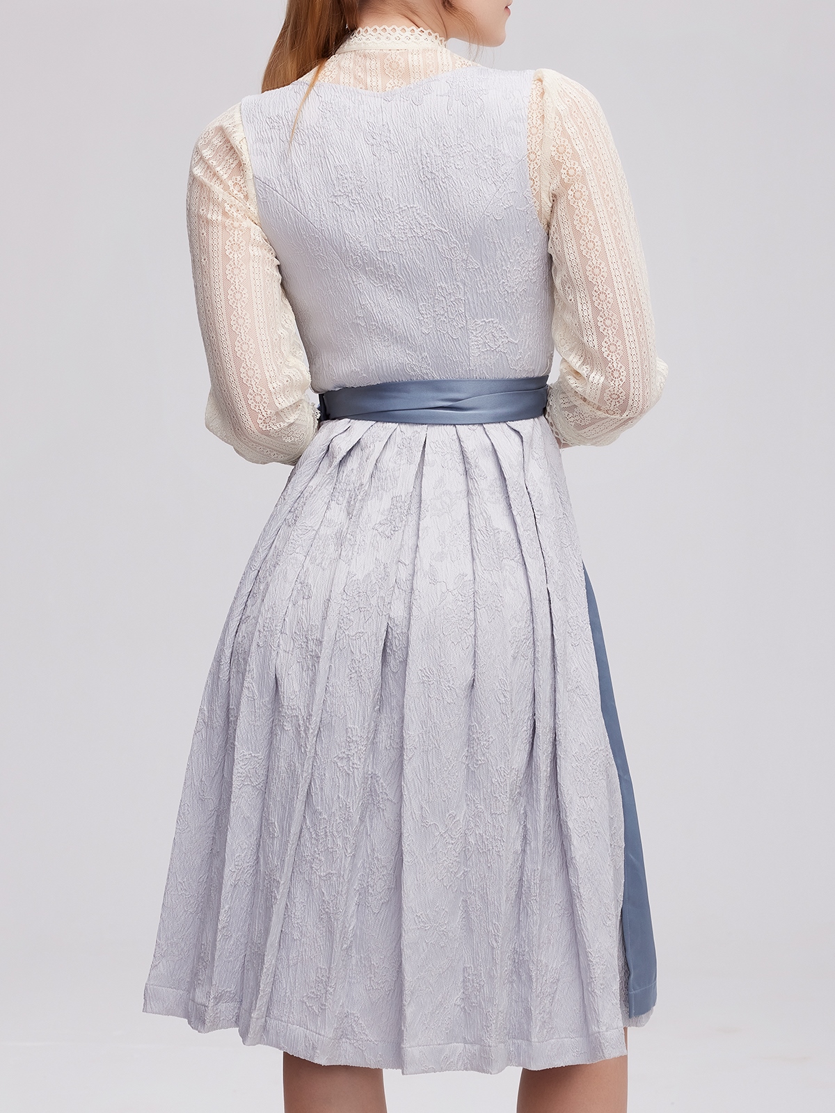 Dirndlbluse ärmellos in Blau